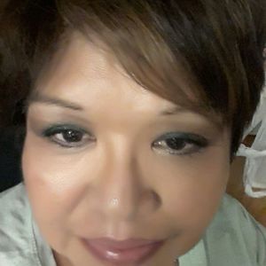 Meet your Posher, Beverly